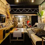 Gatu Selecta 5 Diseno Calidad Wifi, Aire Acc Junto Recinto Ferial, Preferente Mayores De 21 Anos Y Familias * Jerez de la Frontera