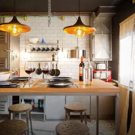 Gatu Selecta 5 Diseno Calidad Wifi, Aire Acc Junto Recinto Ferial, Preferente Mayores De 25 Anos Y Familias *