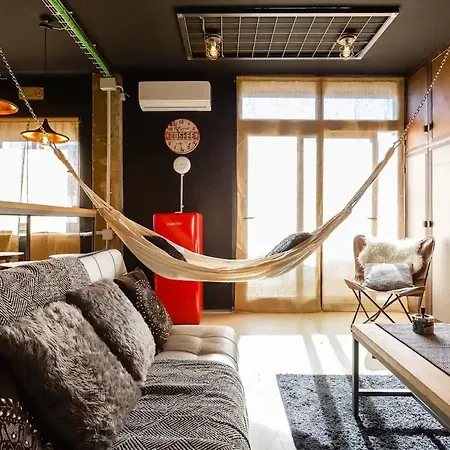 Gatu Selecta 5 Diseno Calidad Wifi, Aire Acc Junto Recinto Ferial, Preferente Mayores De 25 Anos Y Familias