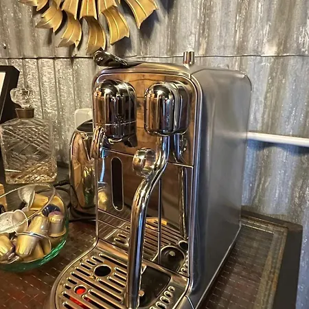 Gatu Selecta 5 Diseno Calidad Wifi, Aire Acc Junto Recinto Ferial, Preferente Mayores De 21 Anos Y Familias