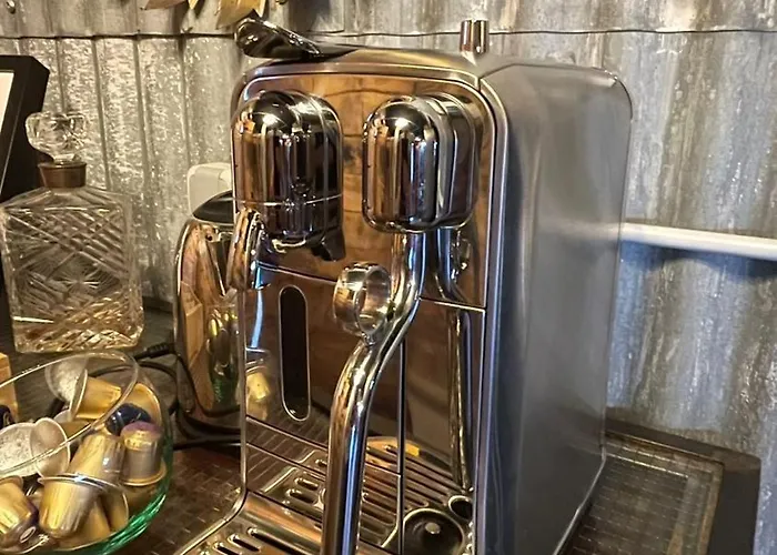 Gatu Selecta 5 Diseno Calidad Wifi, Aire Acc Junto Recinto Ferial, Preferente Mayores De 21 Anos Y Familias