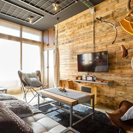 شقة Gatu Selecta 5 Diseno Calidad Wifi, Aire Acc Junto Recinto Ferial, Preferente Mayores De 21 Anos Y Familias *