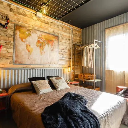 Gatu Selecta 5 Diseno Calidad Wifi, Aire Acc Junto Recinto Ferial, Preferente Mayores De 21 Anos Y Familias *